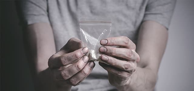 What You Should Know About Quitting Bath Salts