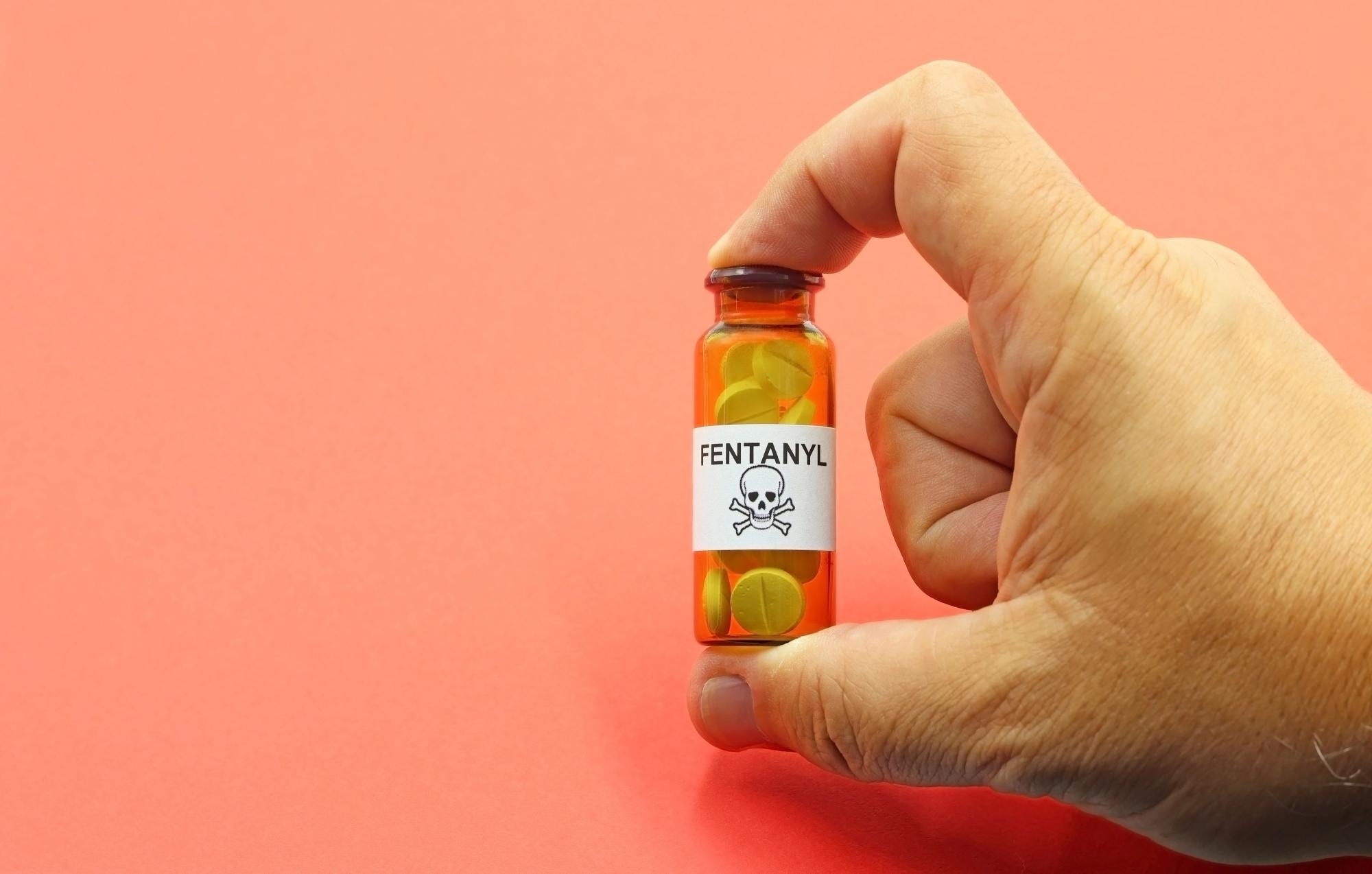 Fentanyl Use and Addiction: Risks and Symptoms hero image